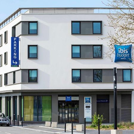 Hotel ibis budget Saint Quentin Yvelines - Vélodrome Montigny-le-Bretonneux Exterior foto